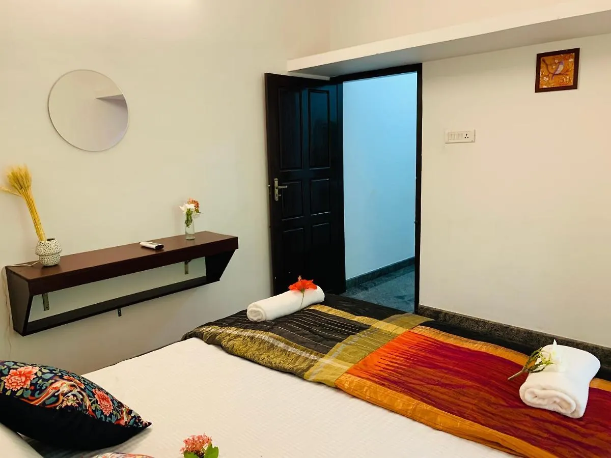 Villa Mandala Guest House Varkala Couette-café
